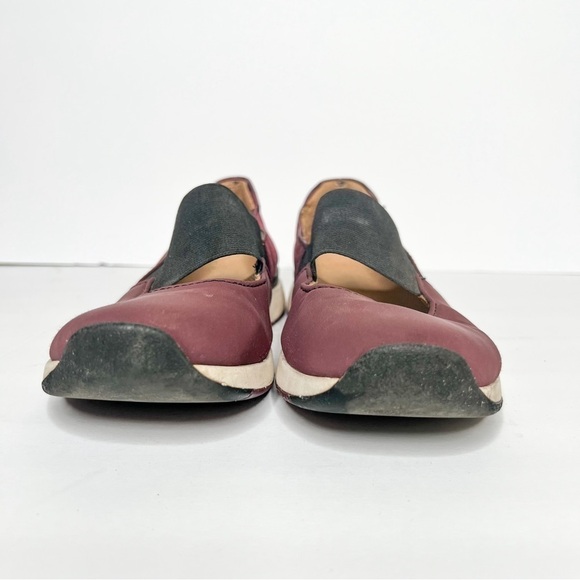 Vionic Cadee Red Maroon Shoes Slip On Orthotic Size 6.5 Women’s Sneakers - Picture 5 of 5